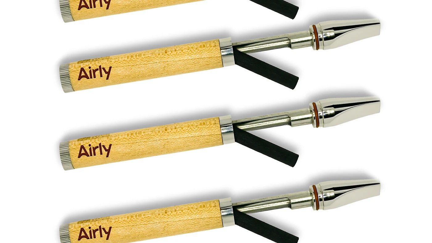 Airly — Branding & Packaging — Vue 15